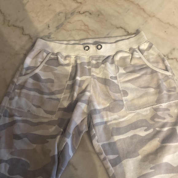 Vintage Havana Relaxed Camo Jogger - Picture 2 of 5